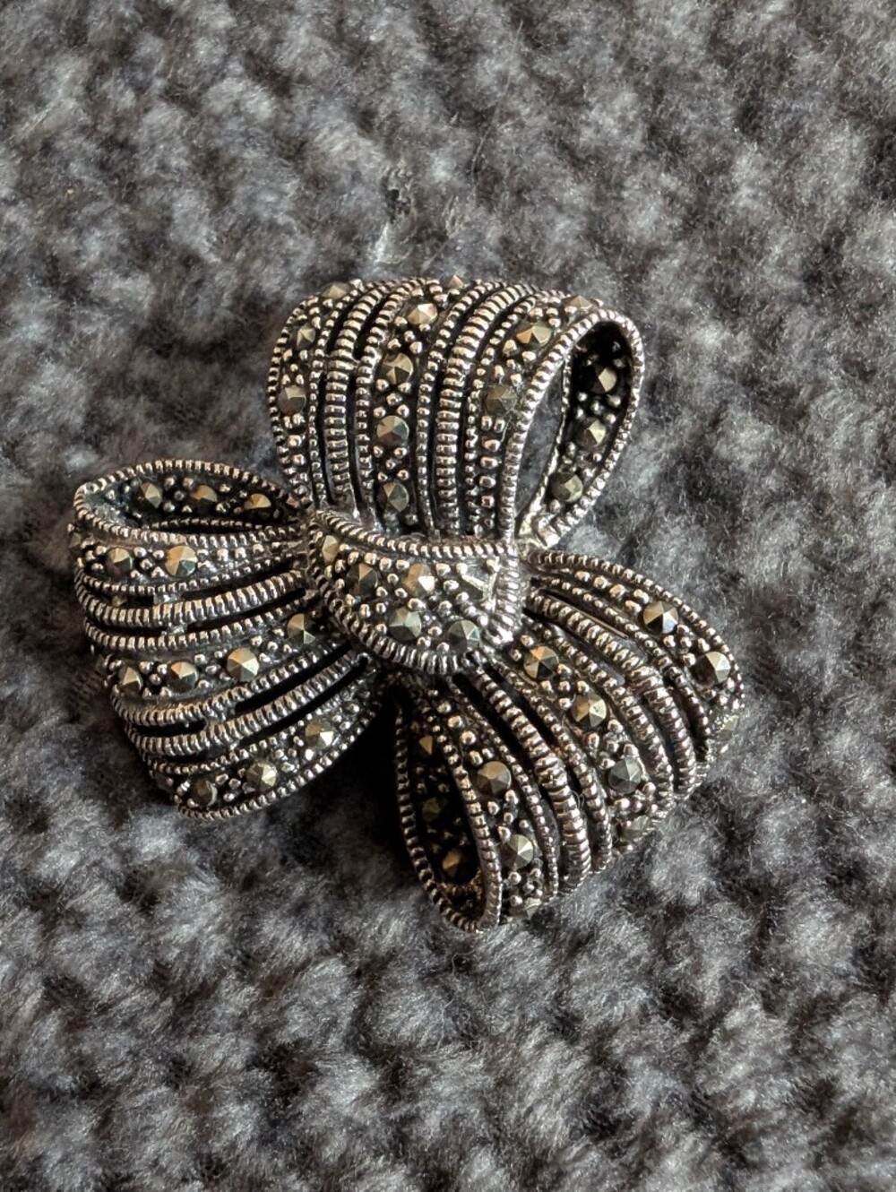Vintage 925 Silver Marcasite Bow Brooch